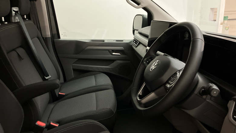 Volkswagen Transporter T32 Swb Diesel 2.0 TDI 170 Commerce Pro Van Auto